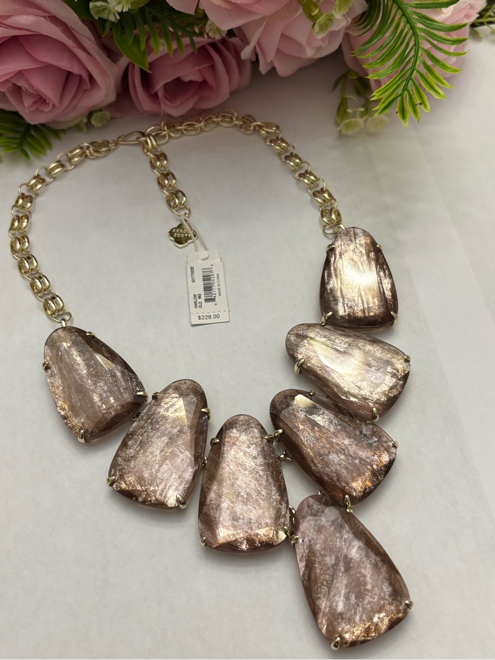 NWT Kendra Scott Harlow Statement Necklace in Gold Sable Mica